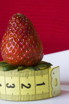 Strawberry在一個(gè)盤子里