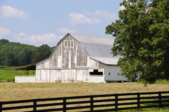 老White Barn