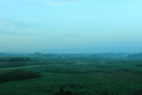 家鄉(xiāng)的清晨