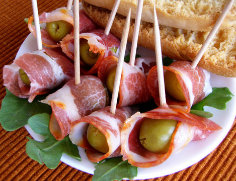 Canape。