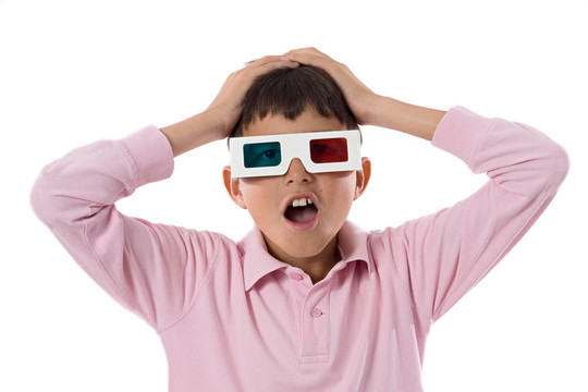 孩子與3D眼鏡