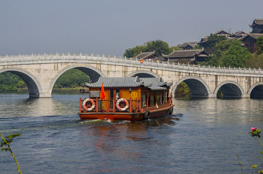 景點游船