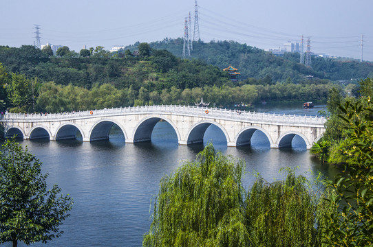 石拱橋