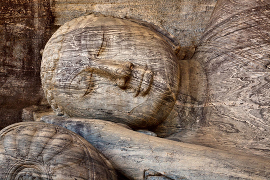 Stone Buddha的臉