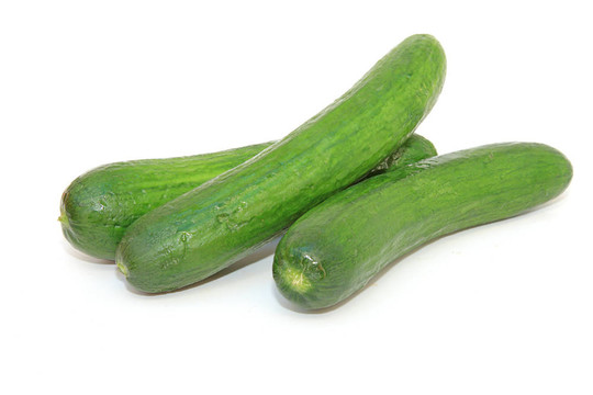 美味廚房。白色新鮮蔬菜