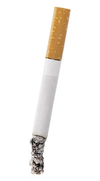 白色背景上分離的香煙