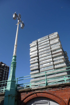 在布賴頓建設(shè)