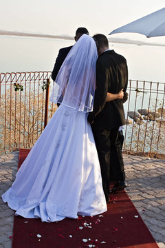 新婚夫婦