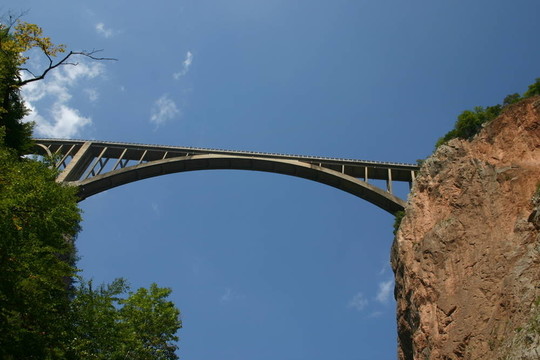 塔拉峽谷橋