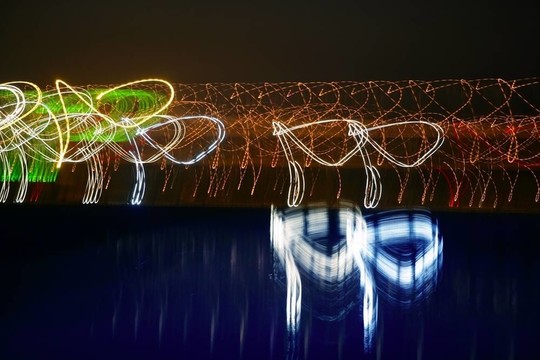 七彩夜燈背景