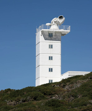 Roque de los Muchachos天文臺(tái)在拉帕爾馬（西班牙加那利維爾京群島）