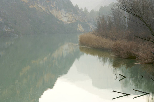 小的湖