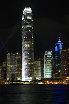 香港島的建筑在夜晚