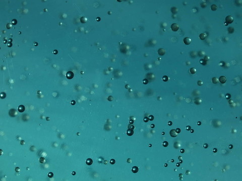 泡沫沐浴露