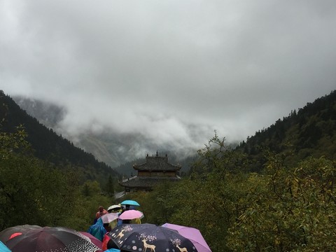 山中古建筑