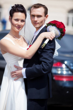 年輕的新婚夫婦