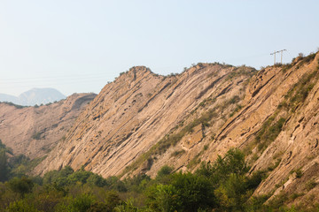 山 地質(zhì)構(gòu)造 走向傾向傾角