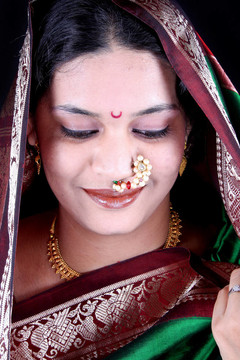 害羞的Indian Lady