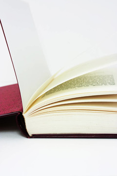近距離的一本書