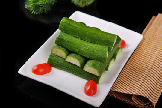 沾醬青瓜