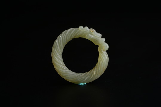 玉器 戰(zhàn)國(guó)龍紋玉環(huán)