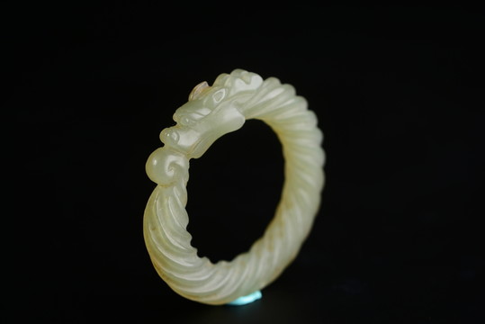 玉器 戰(zhàn)國(guó)龍紋玉環(huán)