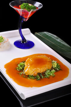 鮑汁香煎銀鱈魚(yú)