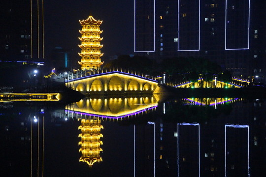 湖光夜色