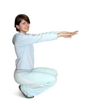 穿輕運(yùn)動(dòng)服的運(yùn)動(dòng)女孩