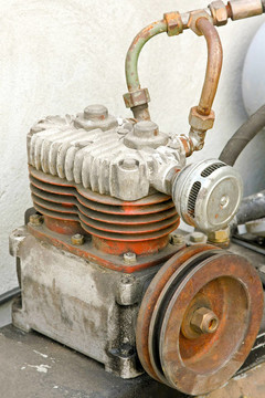 空氣壓縮機(jī)