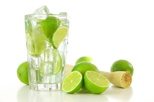 caipirinha和分隔開的