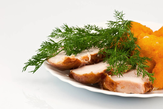 酥烤雞肉肉和蒔蘿菜花