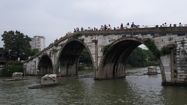 大運(yùn)河南端終點(diǎn)標(biāo)志拱宸橋