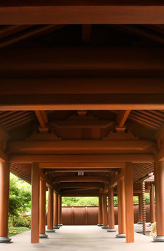 傳統(tǒng)木廊