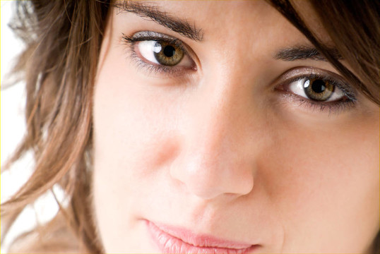 漂亮的女人的畫(huà)像