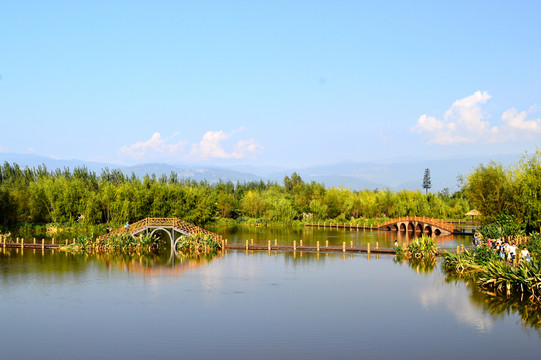 西昌濕地公園拱橋