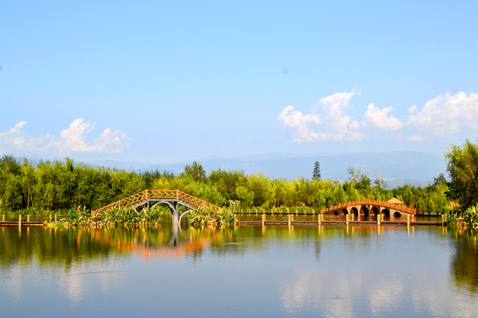 西昌濕地公園拱橋