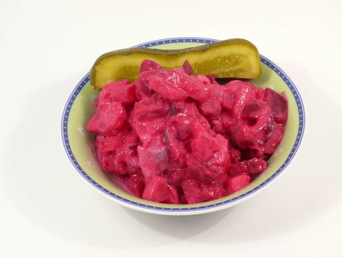 鯡魚沙拉；奶奶做的