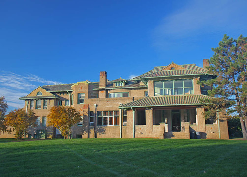 大學(xué)校園建筑