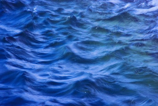 水