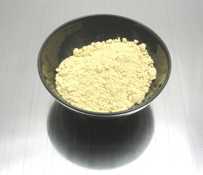 與豆粕瓷器反射消光碗