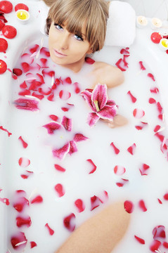 女人的浴花