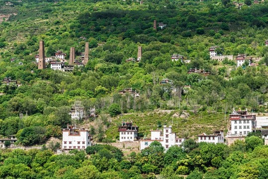 四川丹巴梭坡碉樓