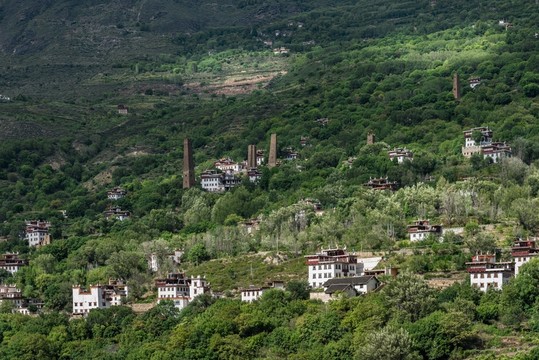 四川丹巴梭坡碉樓