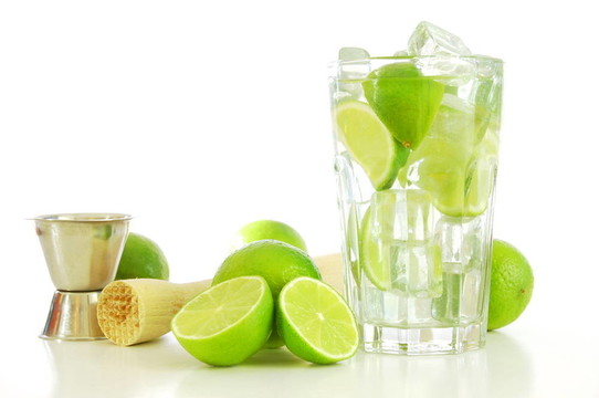 caipirinha和分隔開的