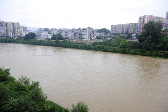 洪水河流
