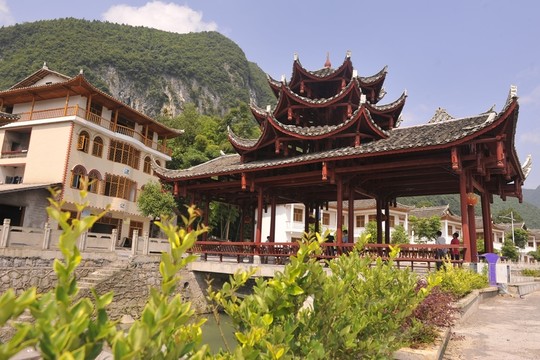鄉(xiāng)村小鎮(zhèn)古民居風(fēng)雨橋