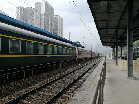 火車站臺(tái)