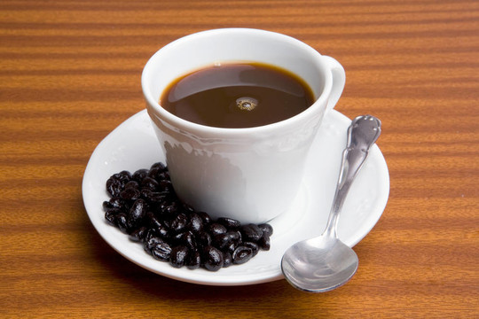 一杯濃咖啡