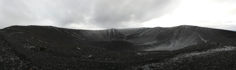 冰島惠爾山火山口；